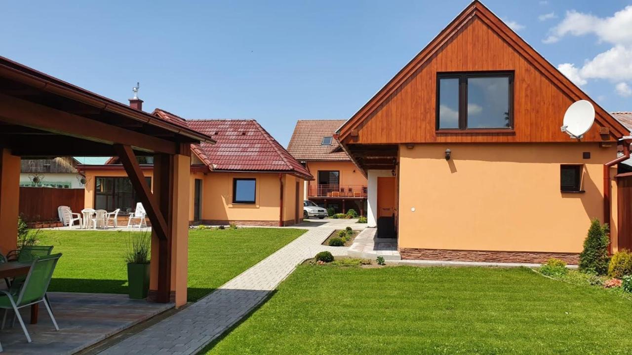 Sarmir Apartmany Bobrovec Buitenkant foto