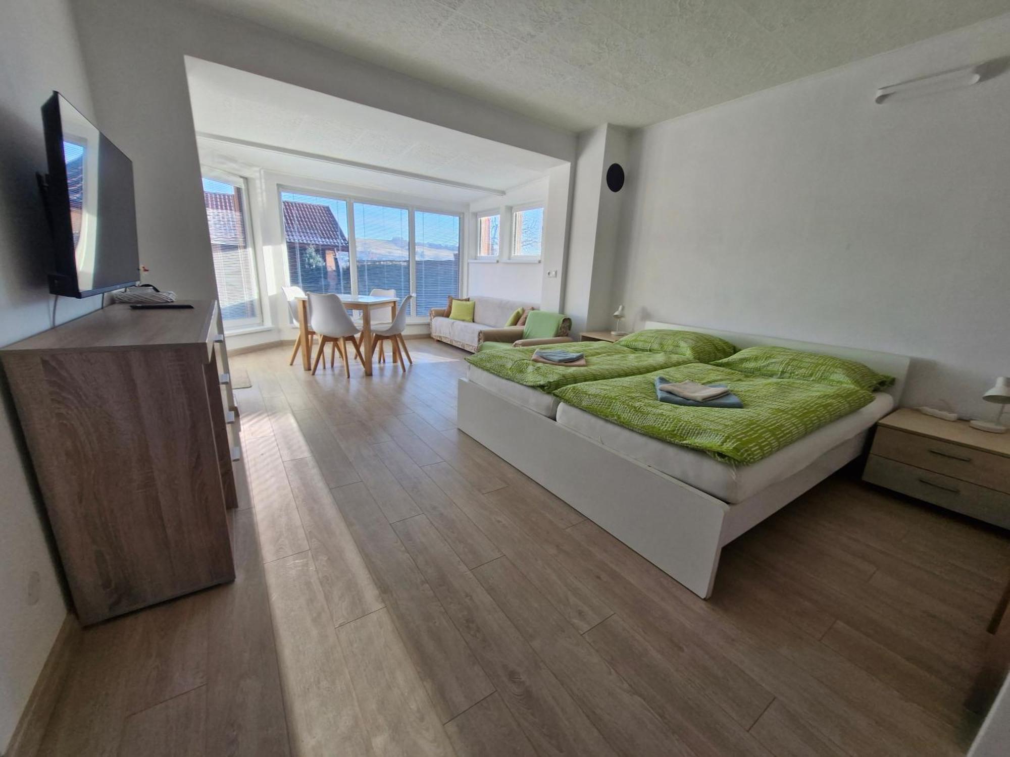 Sarmir Apartmany Bobrovec Kamer foto